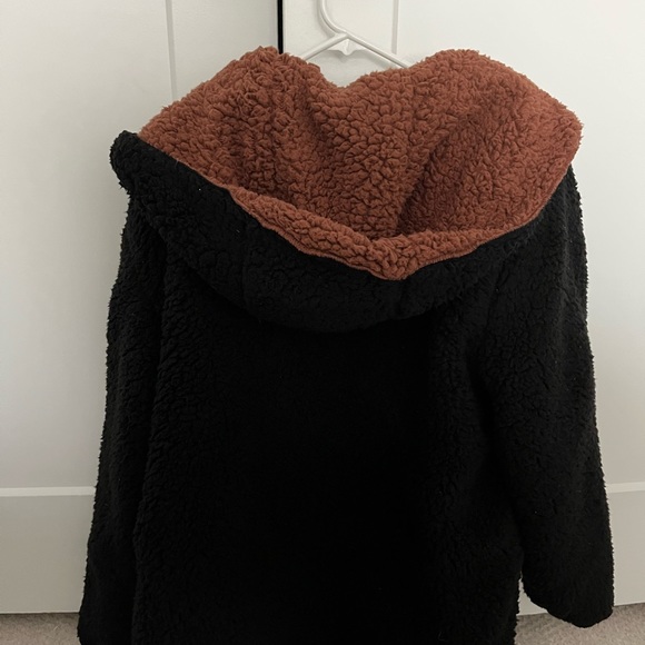 Urban Outfitters Carmella Reversible Hooded Teddy Jacket - Picture 2 of 4